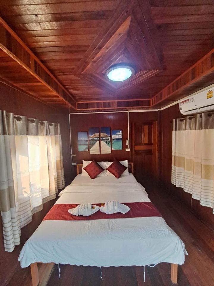 Chomduen Phu Kao Resort Non Sang Zimmer foto